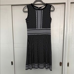 🔥FINAL SALE: Michael Kors Black and White A-Line Midi Dress